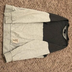 Men’s colorblock sweater